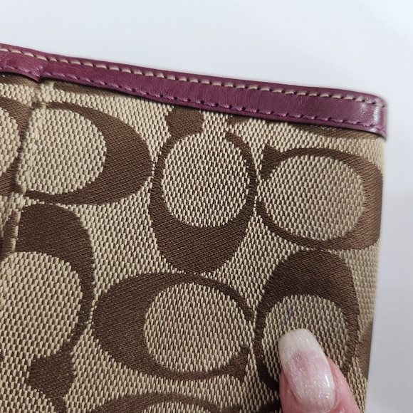 Coach purple trim wallet with coin pouch - Picture 12 of 13